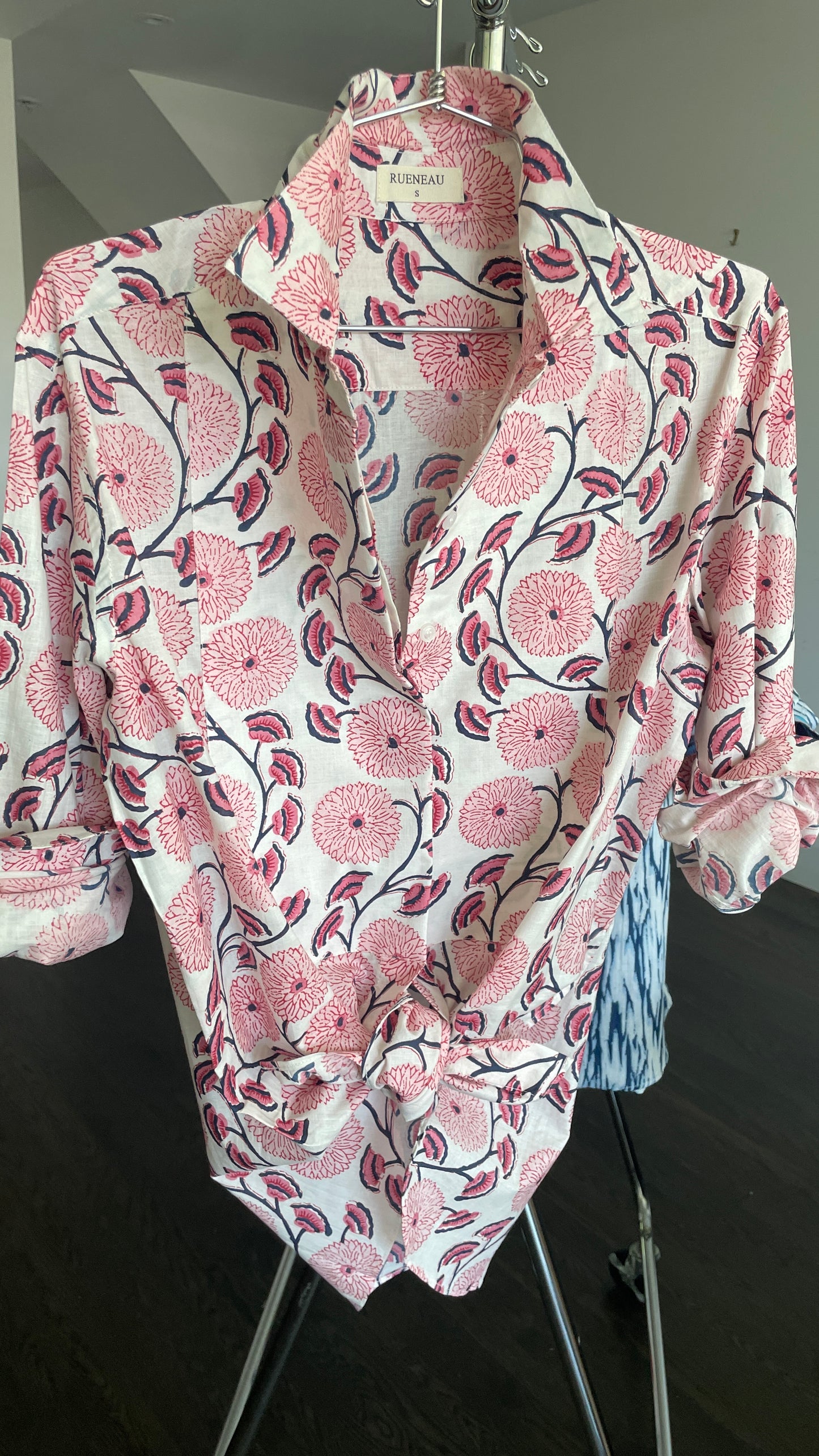THE TUXEDO SHIRT