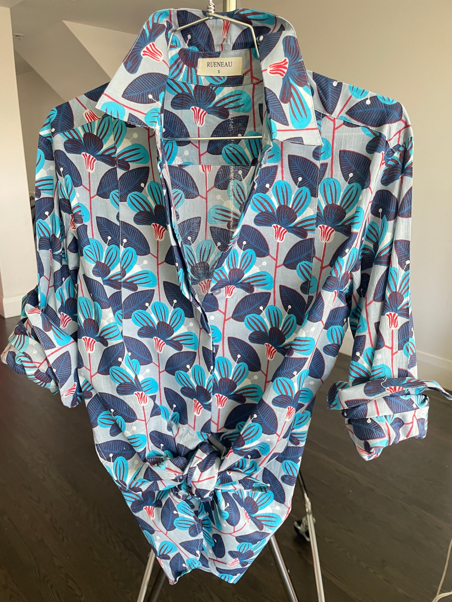 THE TUXEDO SHIRT