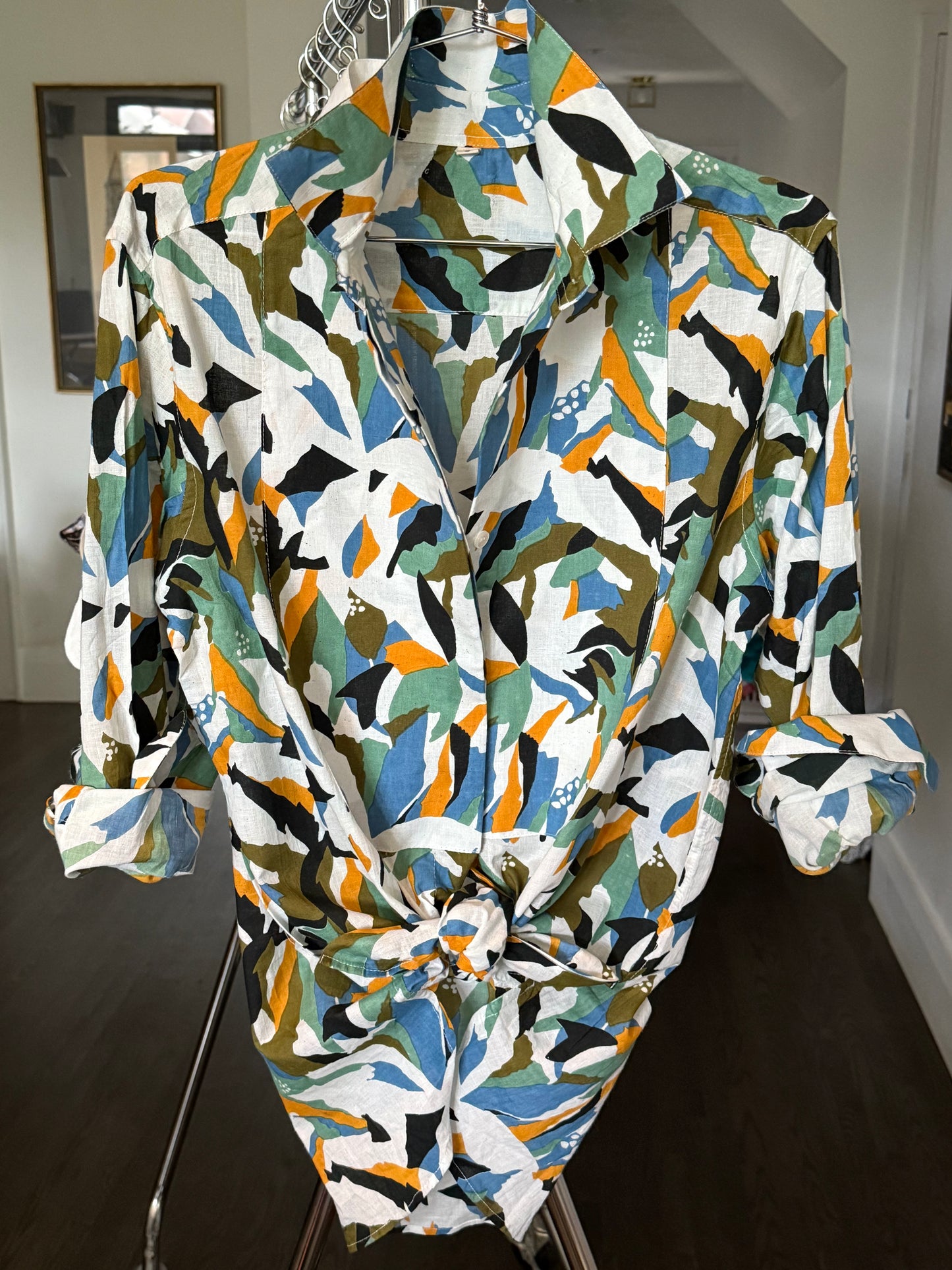 THE TUXEDO SHIRT