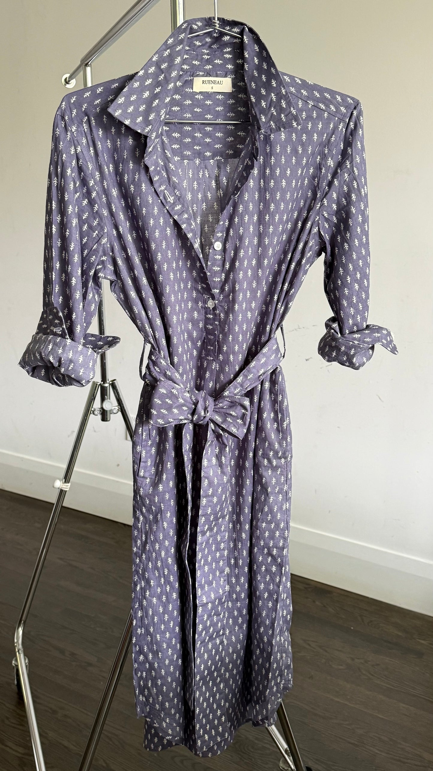 THE SHIRT DRESS