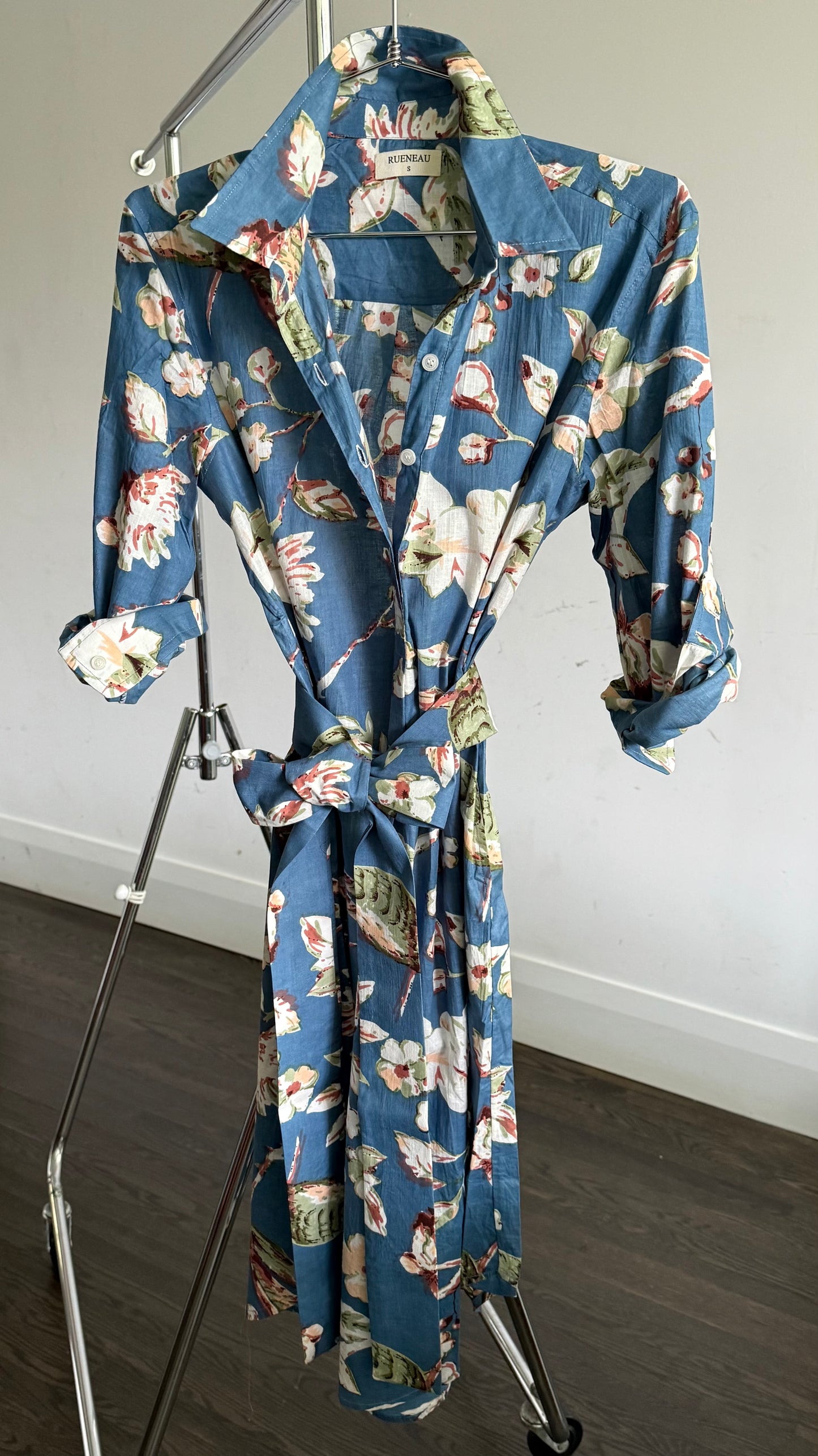 THE SHIRT DRESS