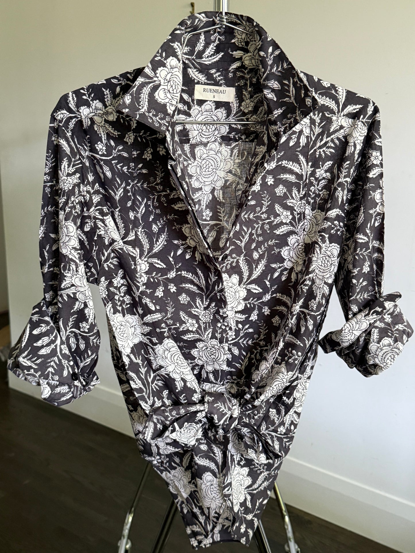 THE TUXEDO SHIRT