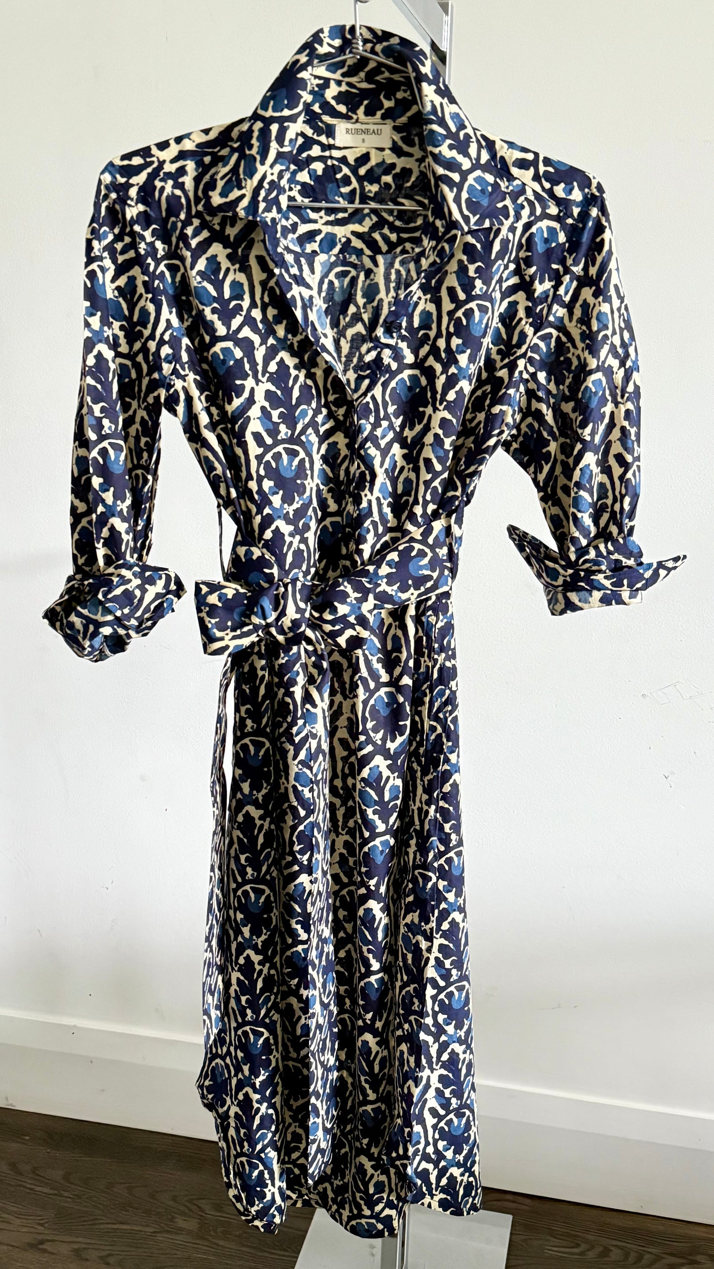 THE SHIRT DRESS