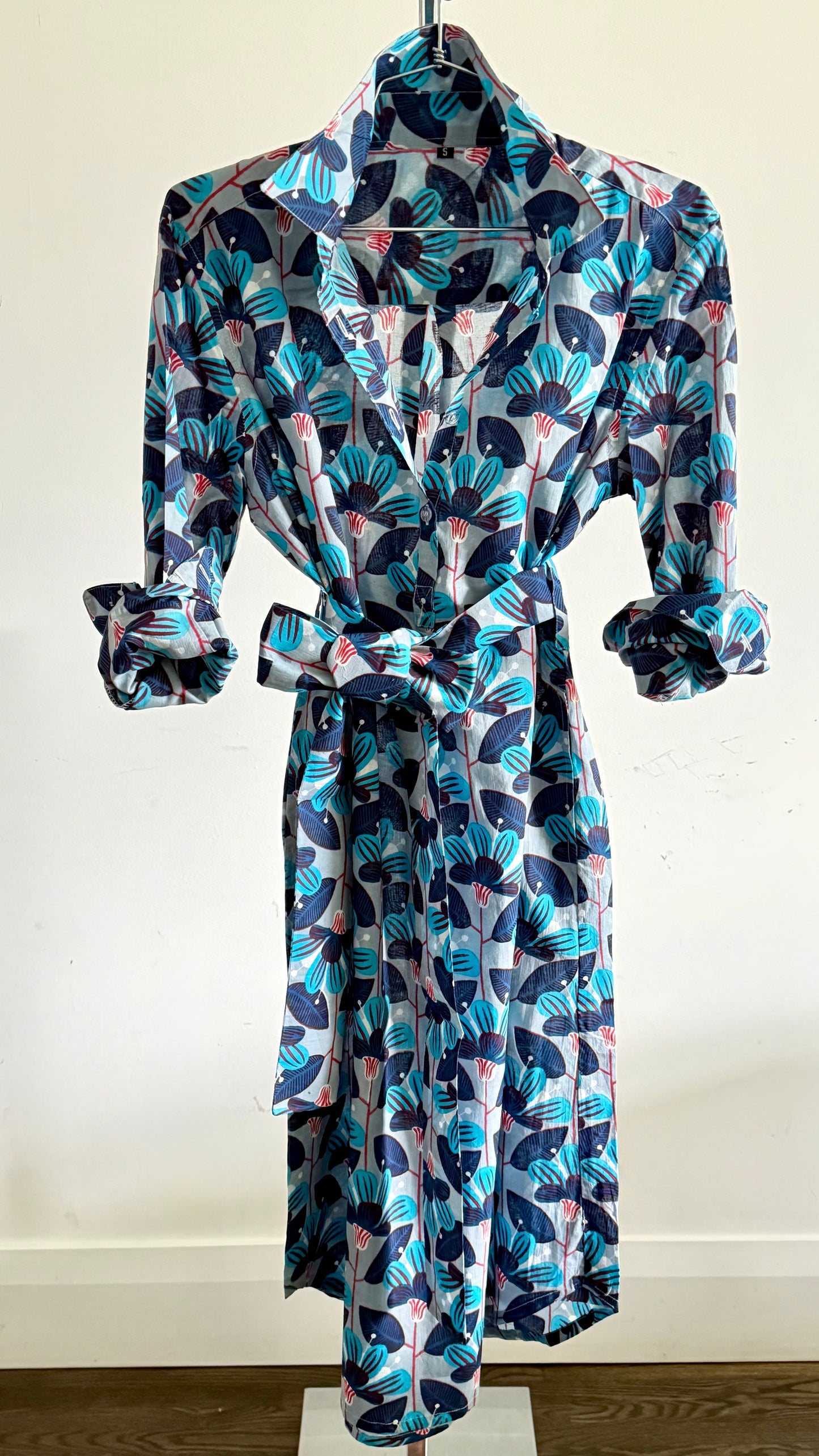 THE SHIRT DRESS